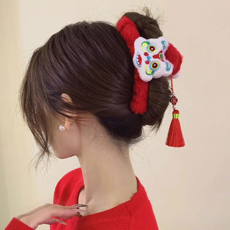 1 buah Jepit Rambut Bulu Singa - Travel Accessories Aesthetic ulasan dan harga